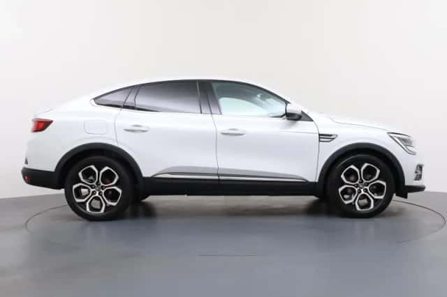 Renault Arkana (2022) thumbnail 6