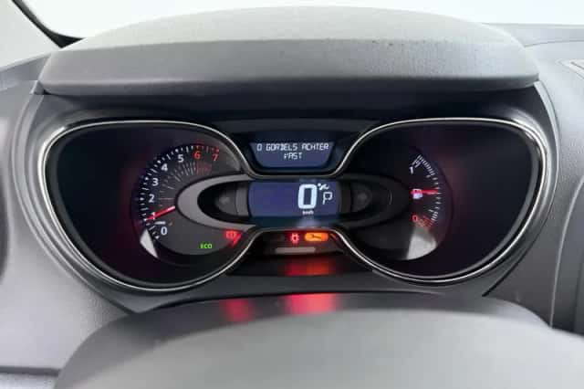 Renault Captur (2019) thumbnail 17