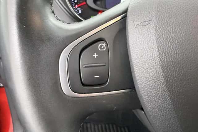 Renault Captur (2019) thumbnail 21