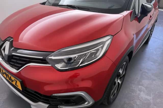 Renault Captur (2019) thumbnail 32
