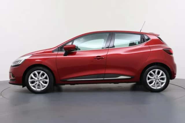 Renault Clio (2017) thumbnail 2