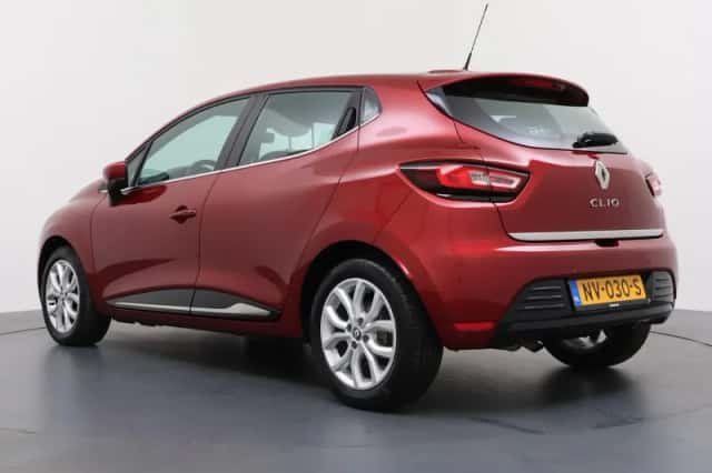 Renault Clio (2017) thumbnail 3
