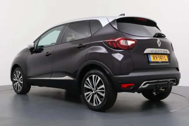 Renault Captur (2018) thumbnail 3