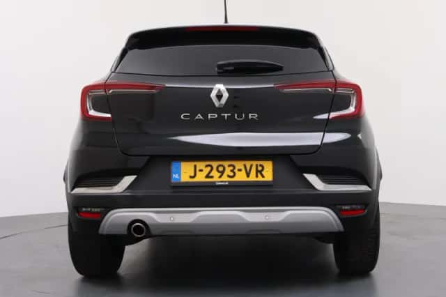 Renault Captur (2020) thumbnail 4