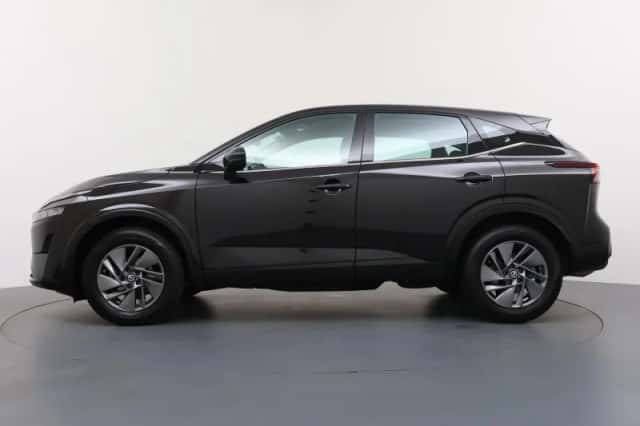 Nissan Qashqai (2022) thumbnail 2