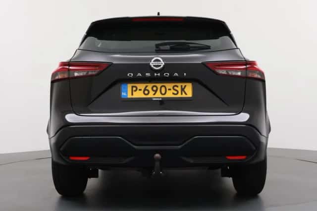 Nissan Qashqai (2022) thumbnail 4