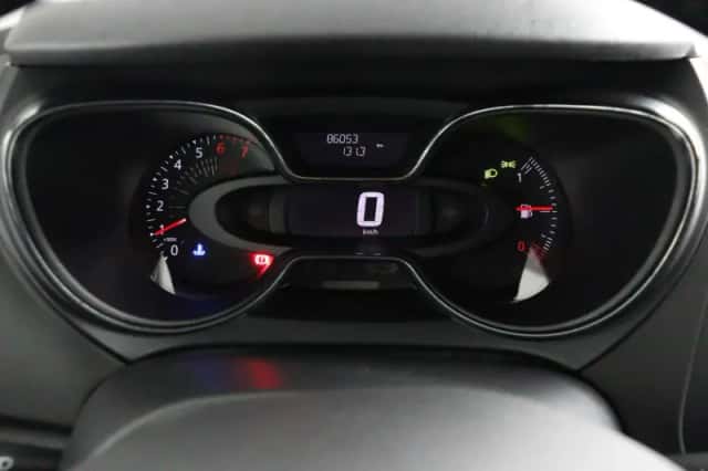 Renault Captur (2018) thumbnail 5