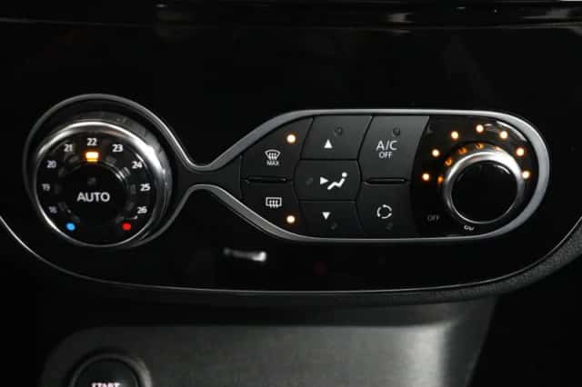 Renault Captur (2018) thumbnail 6