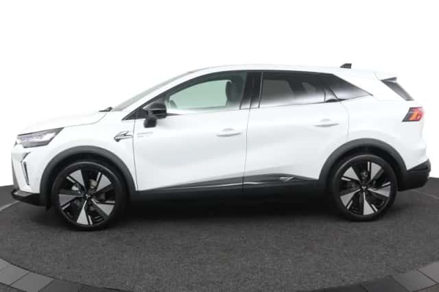 Mitsubishi Grandis (2025) thumbnail 2