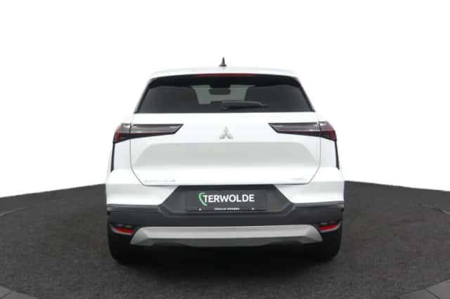 Mitsubishi Grandis (2025) thumbnail 4