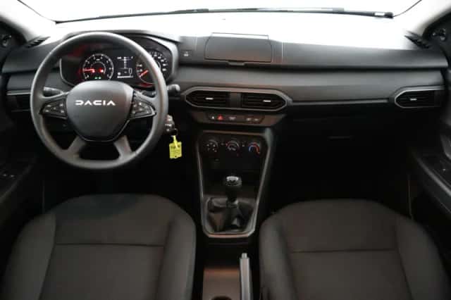 Dacia Sandero (2025) thumbnail 4