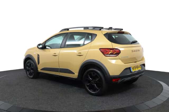 Dacia Sandero Stepway (2025) thumbnail 3