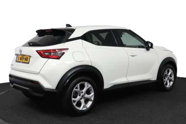 Nissan Juke (2021) thumbnail 3