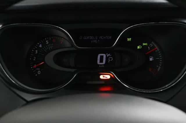 Renault Captur (2019) thumbnail 5