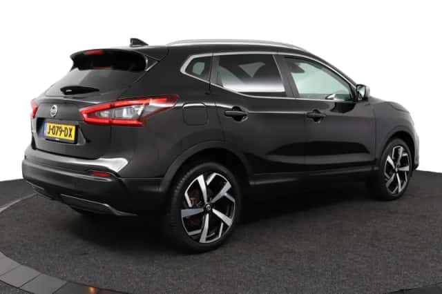 Nissan Qashqai (2019) thumbnail 5