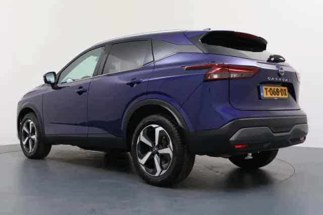 Nissan Qashqai (2023) thumbnail 3