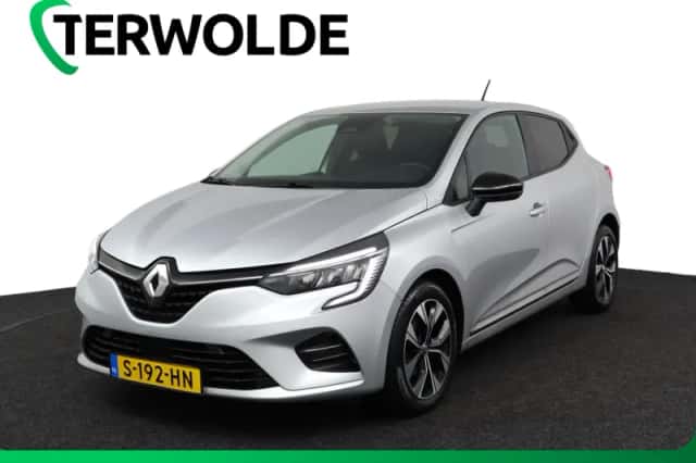 Renault Clio (2023) thumbnail 1