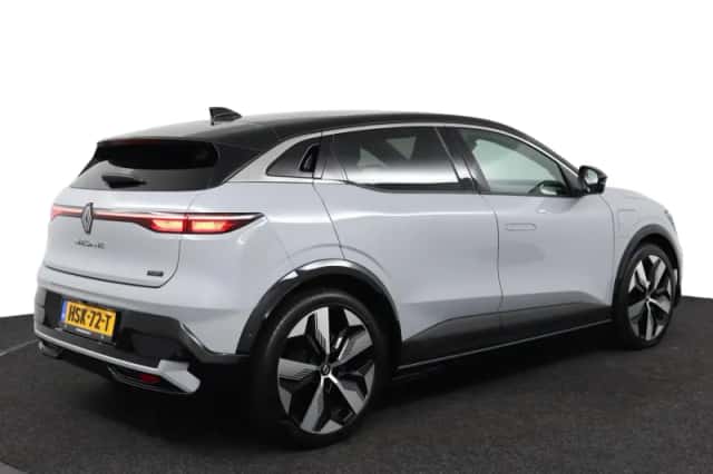 Renault Mégane E-Tech (2025) thumbnail 2