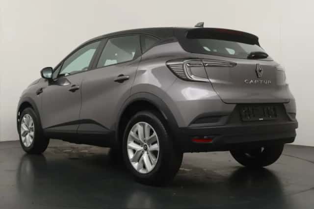 Renault Captur (2026) thumbnail 3