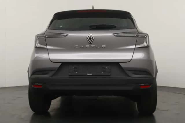 Renault Captur (2026) thumbnail 4
