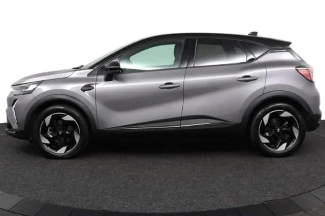 Renault Captur (2025) thumbnail 2