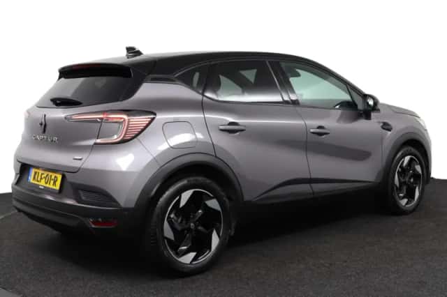Renault Captur (2025) thumbnail 4