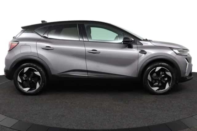Renault Captur (2025) thumbnail 5
