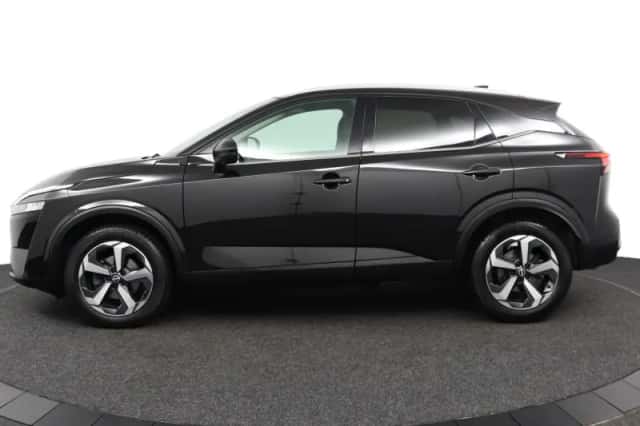 Nissan Qashqai (2023) thumbnail 2