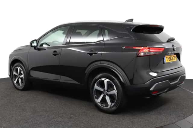Nissan Qashqai (2023) thumbnail 3