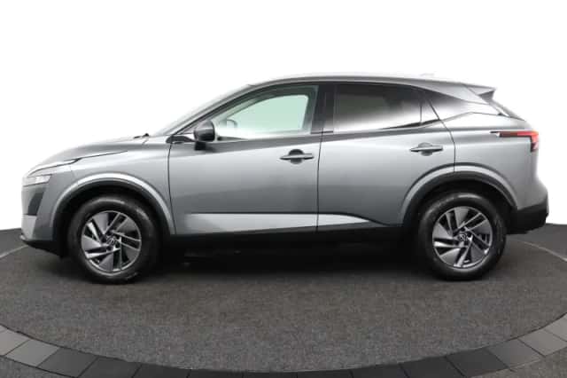 Nissan Qashqai (2023) thumbnail 3