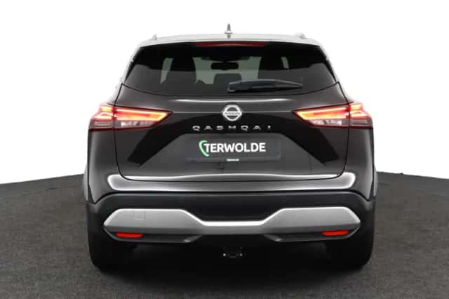 Nissan Qashqai (2022) thumbnail 4