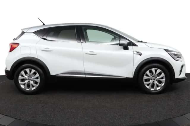 Renault Captur (2021) thumbnail 6