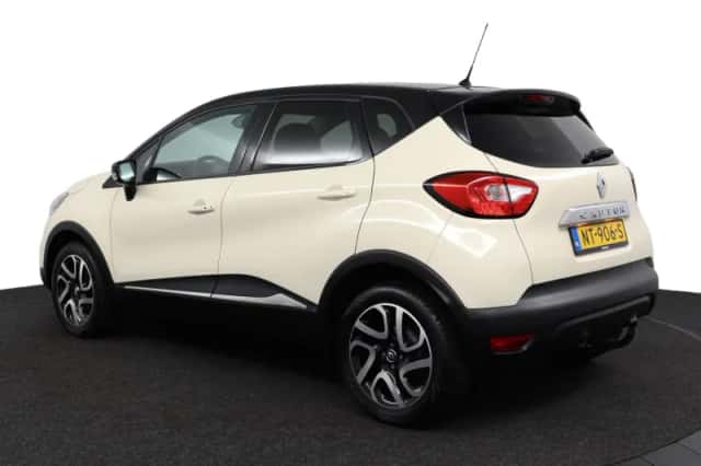 Renault Captur (2017) thumbnail 3
