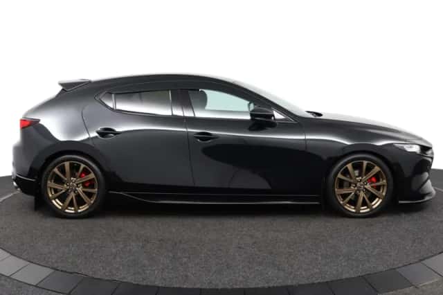 Mazda 3 (2023) thumbnail 6