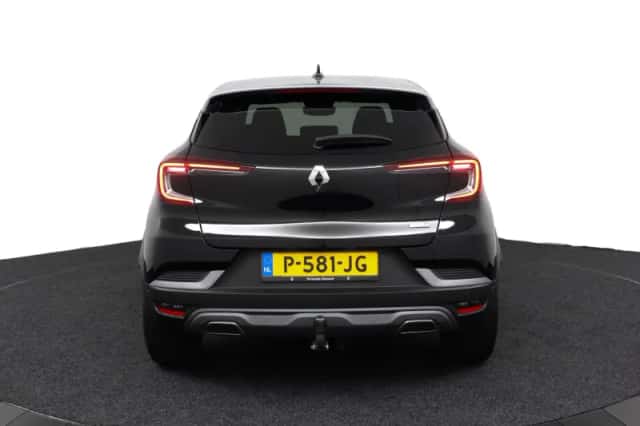 Renault Captur (2022) thumbnail 4