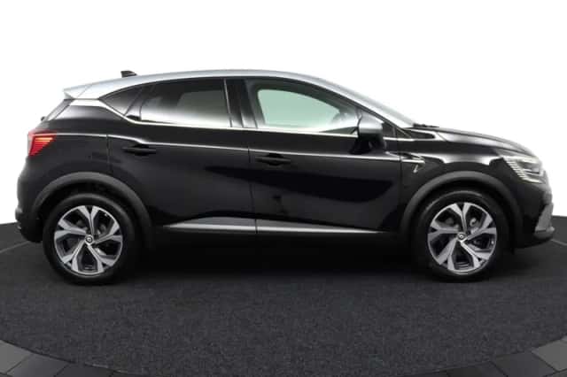 Renault Captur (2022) thumbnail 6