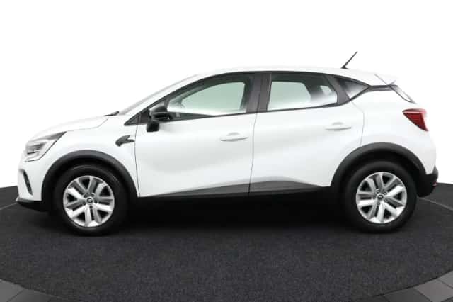 Renault Captur (2021) thumbnail 3