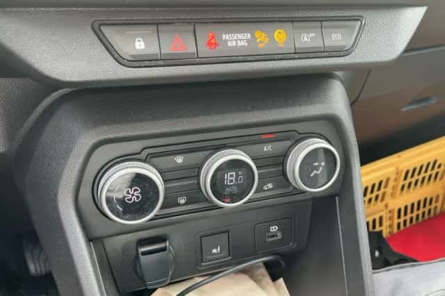Dacia Sandero Stepway (2023) thumbnail 4
