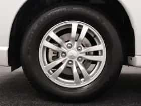 Mitsubishi Outlander (2020) thumbnail 11