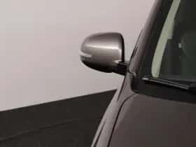 Mitsubishi Outlander (2020) thumbnail 17