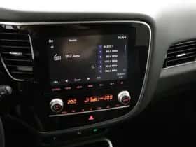 Mitsubishi Outlander (2020) thumbnail 33