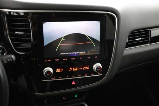 Mitsubishi Outlander (2020) thumbnail 36