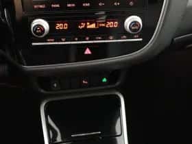 Mitsubishi Outlander (2020) thumbnail 37