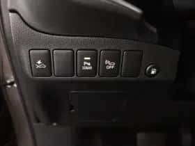Mitsubishi Outlander (2020) thumbnail 42