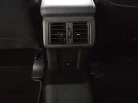 Mitsubishi Outlander (2020) thumbnail 44
