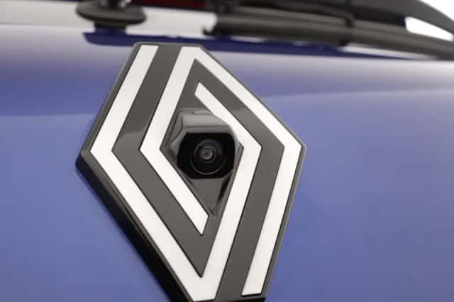 Renault Captur (2025) thumbnail 11