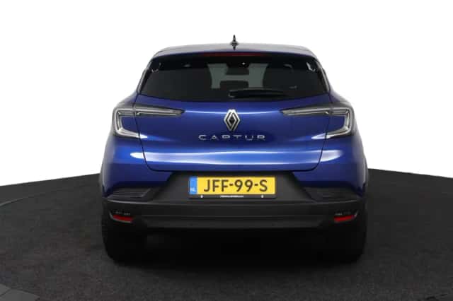 Renault Captur (2025) thumbnail 5
