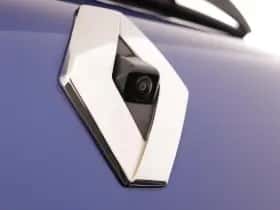 Renault Captur (2023) thumbnail 15