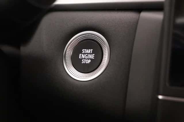 Renault Captur (2023) thumbnail 35
