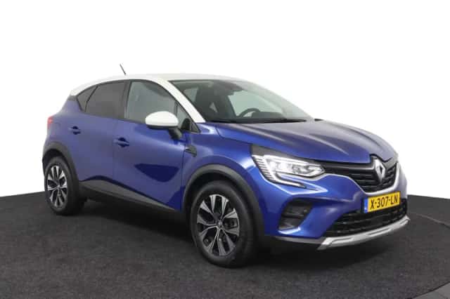Renault Captur (2023) thumbnail 8